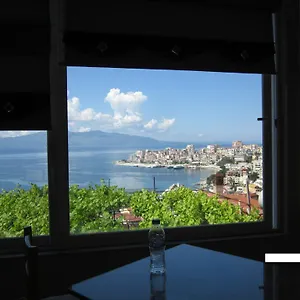 And Tavern Leo , Sarandë Albania